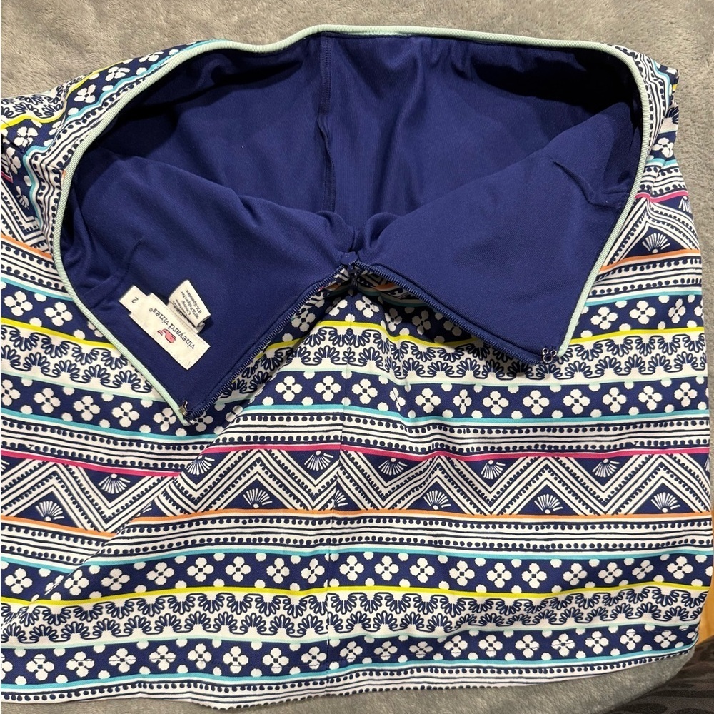 Vineyard Vines Women’s Performance Golf Skort - Picture 4 of 7